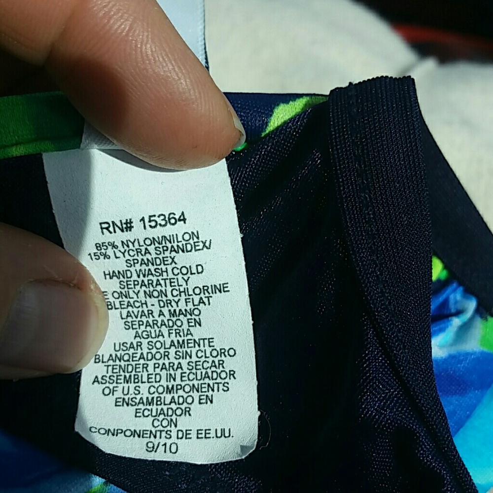 Basic Editions Underwire Swim Top Size 9/10 - Picture 4 of 4